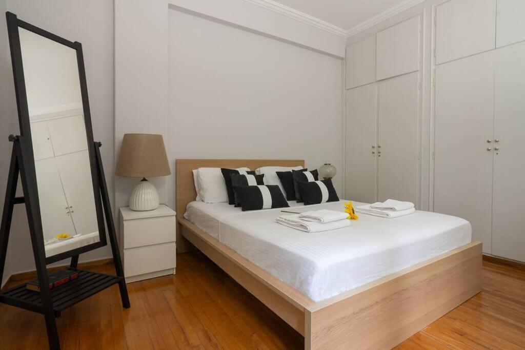 Chic N Central Apt In Kolonaki Apartment Athens Exterior photo